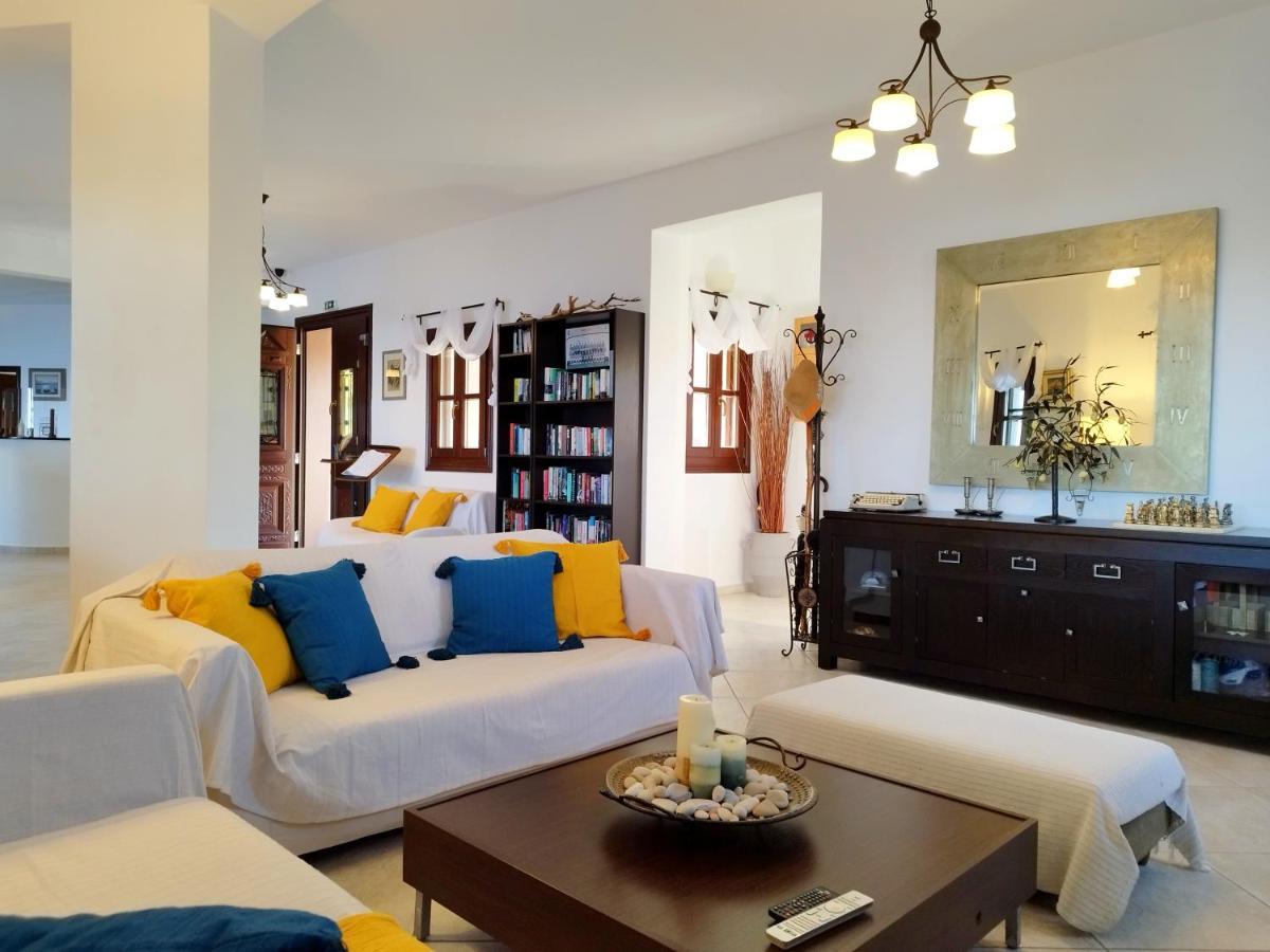 Yalis Hotel Votsi  Екстер'єр фото