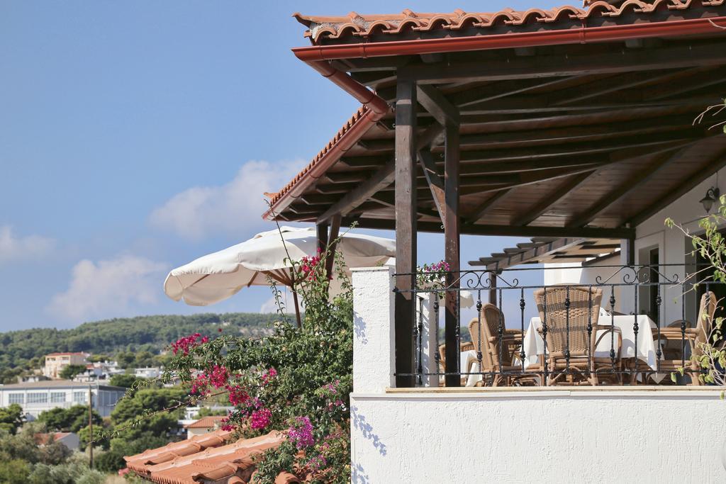 Yalis Hotel Votsi  Екстер'єр фото